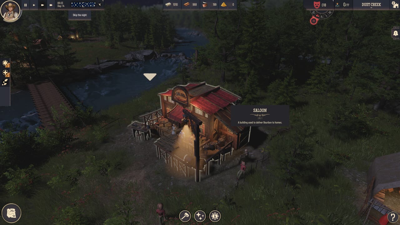 Nachtansicht eines Saloons in Wild West Pioneers am Fluss in Dust Creek, mit Bourbon-Lieferhinweis und Siedlungs-HUD